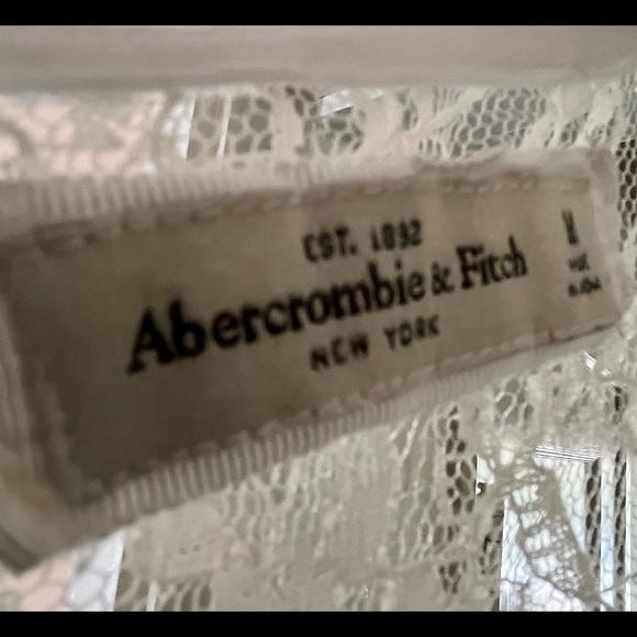 Light and airy swing tank - Picture 3 of 5